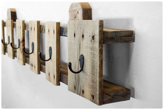 Illustration for article titled 20+ Distinct Coat Racks That Will Astonish You